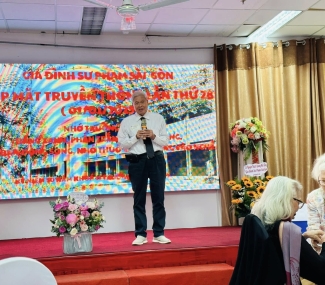 HỌP MẶT GIA ĐÌNH SƯ PHẠM 01/01/2025 - SẢNH HOÀ BÌNH Q10. Một khởi đầu vui và hạnh phúc. Kính Chúc thầy cô vui và luôn mạnh khỏe bình an.