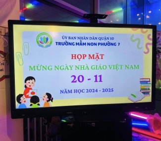 Tiệc Họp mặt 20/11  Trường MN phường 7-Q10 Chúc thầy cô một ngày thật hạnh phúc. 