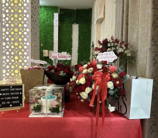 HAPPYBIRTHDAY CHỊ NGỌC HUYỀN 20/10/2025 SẢNH TULIP