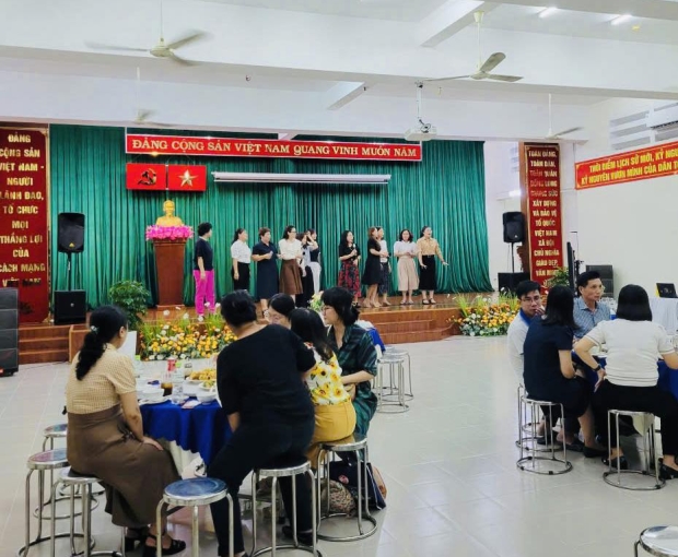 TIỆC HỌP MẶT 08/08/2025 Kính chúc sức khỏe Ban lãnh đạo và các Trường trong cụm Phường Hòa Hưng một năm học mới nhiều thành công trong sự nghiệp giáo dục.
